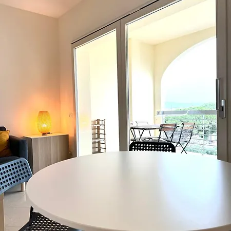 Veneto Luxury * אולביה